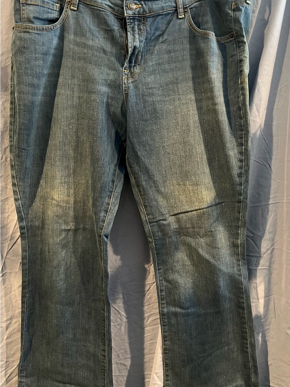 Old Navy “the Flirt” Women’s Faded Blue Bootcut Jeans